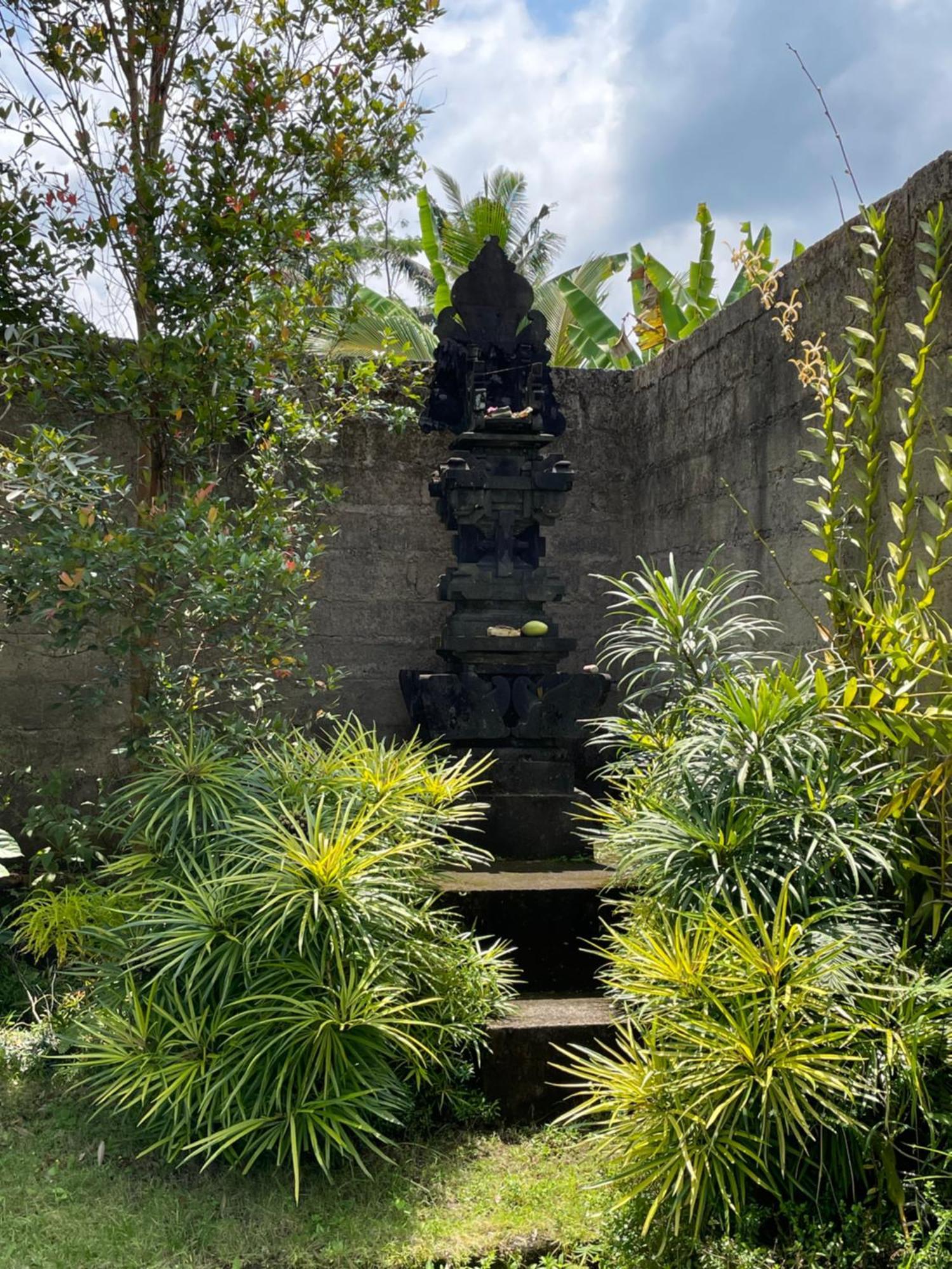 Villa Kelana ซิเดอมัน ภายนอก รูปภาพ