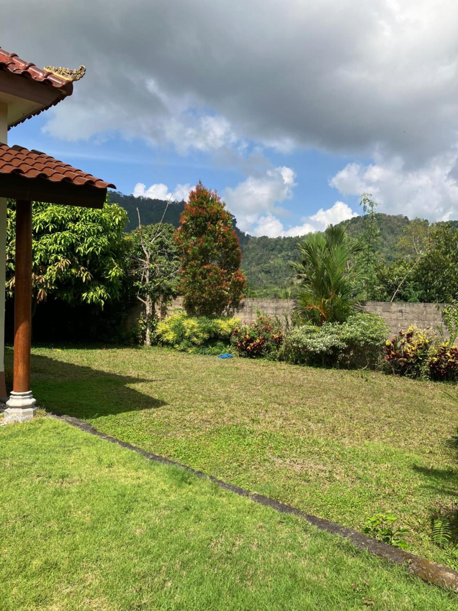 Villa Kelana ซิเดอมัน ภายนอก รูปภาพ
